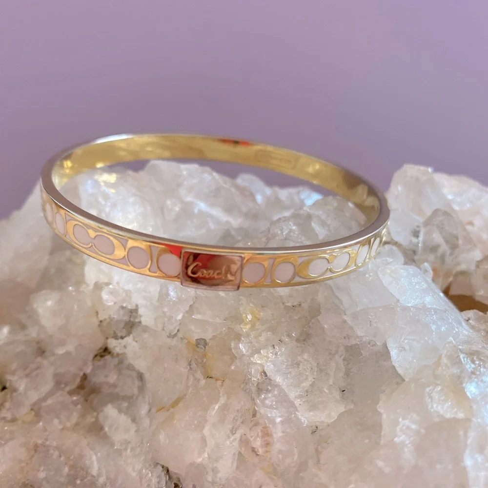 Authentic 💛COACH 💛bangle bracelet in white and gold. Classic ‘C’ pattern . - Picture 6 of 10